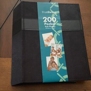 Trueliving Black Photo Album - 200 Pockets